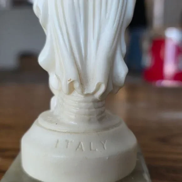 VTG G. Carusi Italian Alabaster Sculpture - Classical Goddess on Marble - Picture 3 of 5